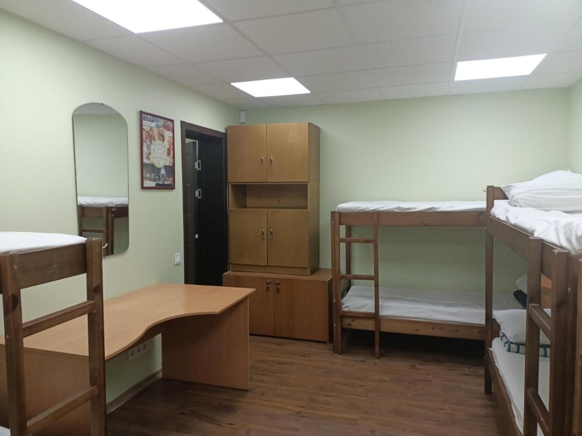 Hostel Krone Gok Zatishok Kiev Luaran gambar