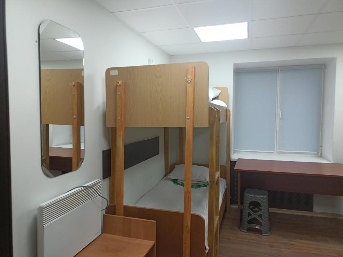 Hostel Krone Gok Zatishok Kiev Luaran gambar